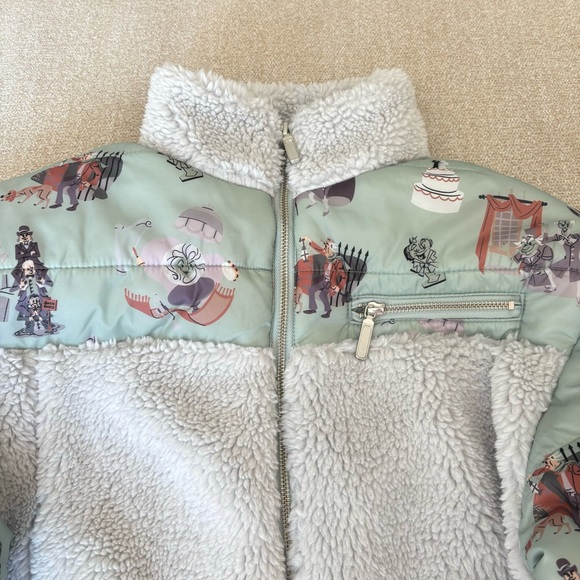 NWT Rare Disney Parks Haunted Mansion Puffer Jacket - Picture 7 of 9